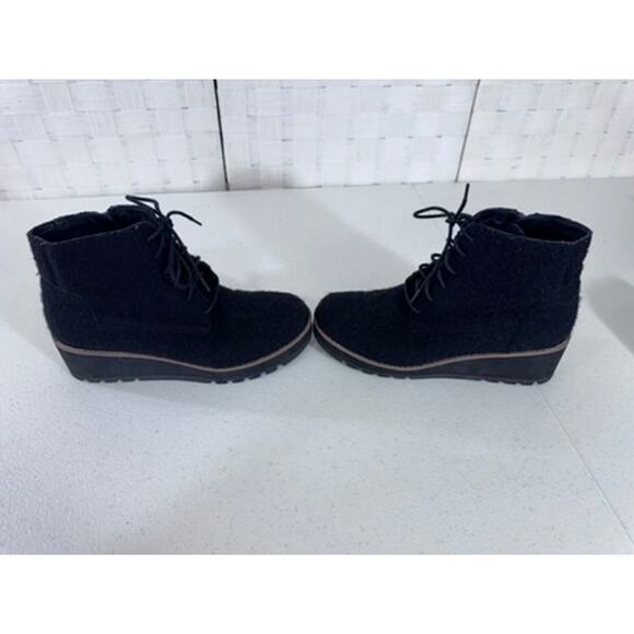 "Eileen Fisher" Black, Crew, Felted , Lace Up, Bootie, Size 7,Wedge Heel, Winter - Picture 8 of 10